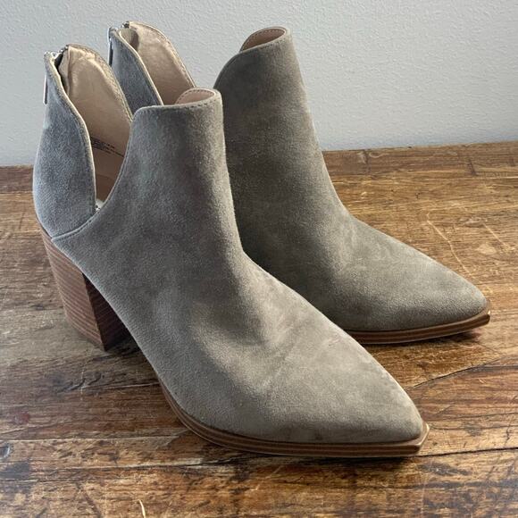 Steve‎ Madden Suede Gray Heeled Booties size 8.5 - Picture 1 of 8